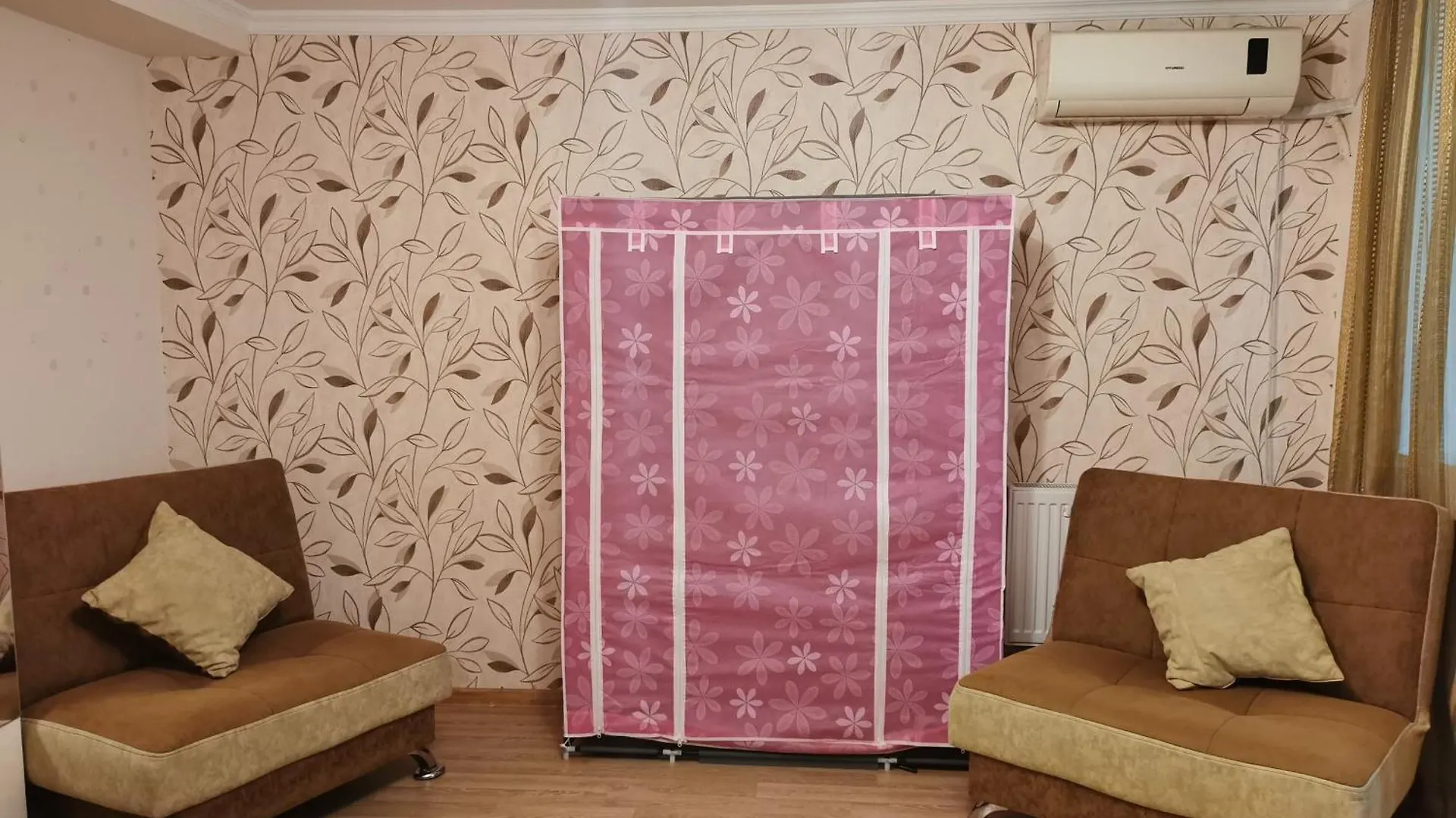 טביליסי Guest House Natia 0*,